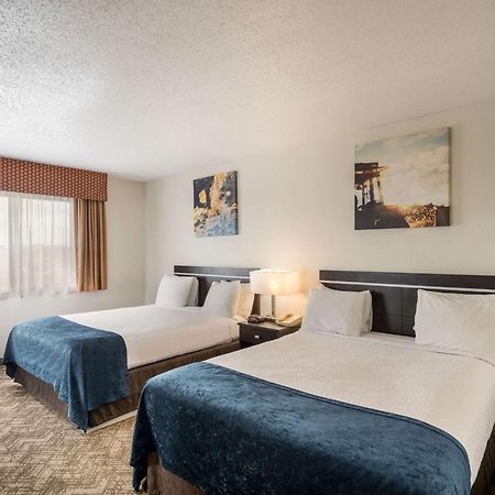 Best Western Mount Pleasant Inn Екстер'єр фото