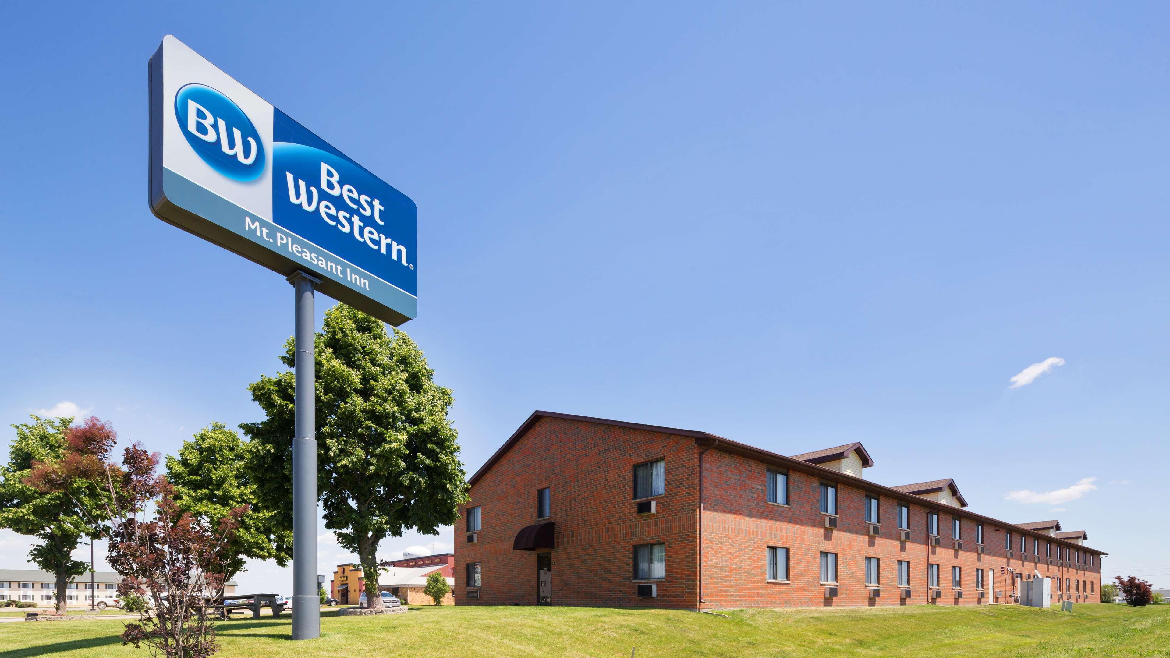 Best Western Mount Pleasant Inn Екстер'єр фото