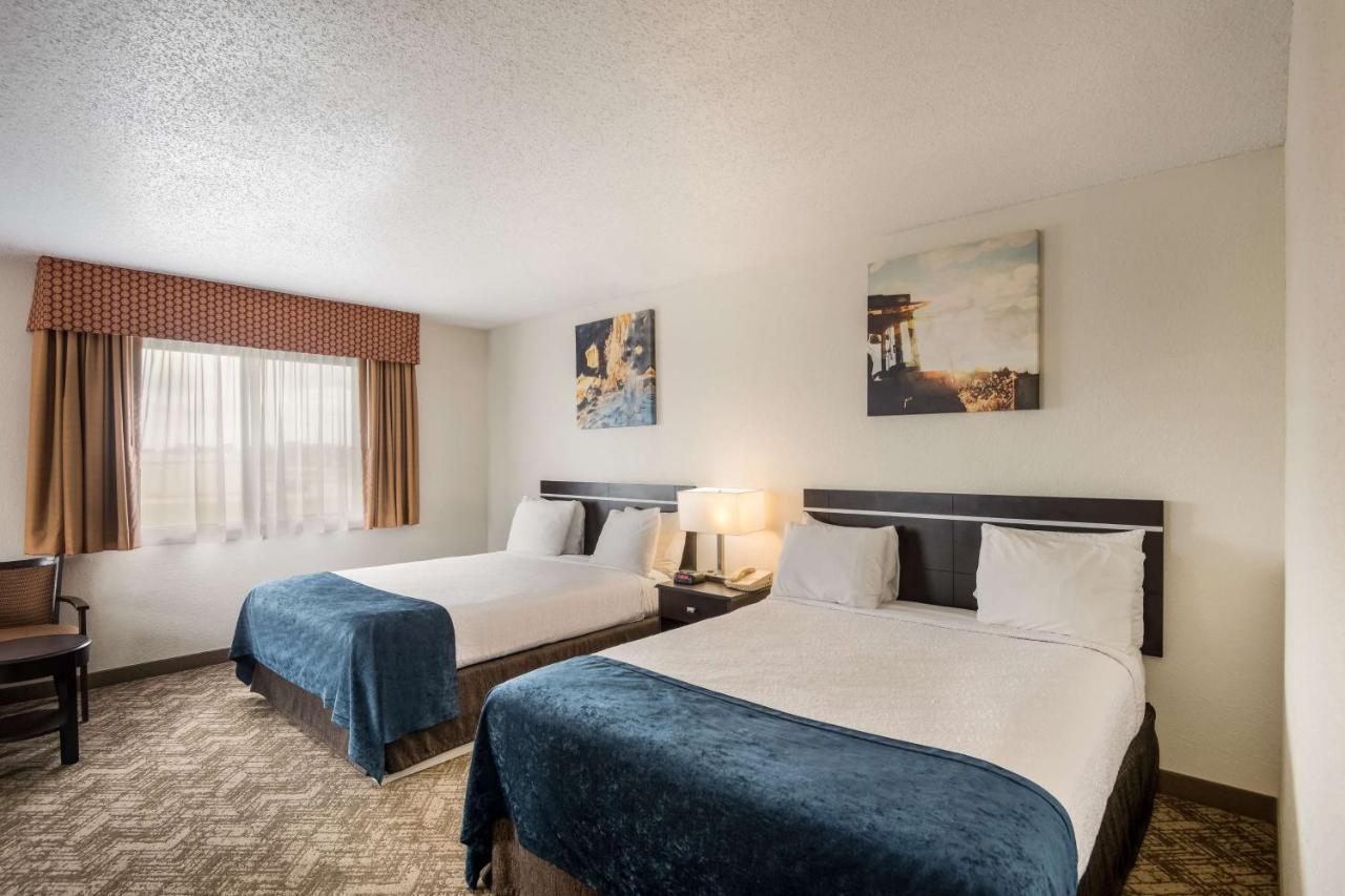 Best Western Mount Pleasant Inn Екстер'єр фото