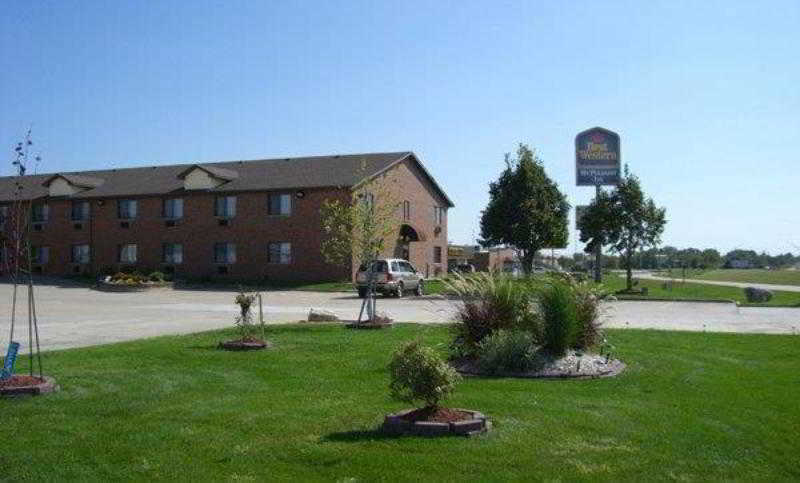 Best Western Mount Pleasant Inn Екстер'єр фото